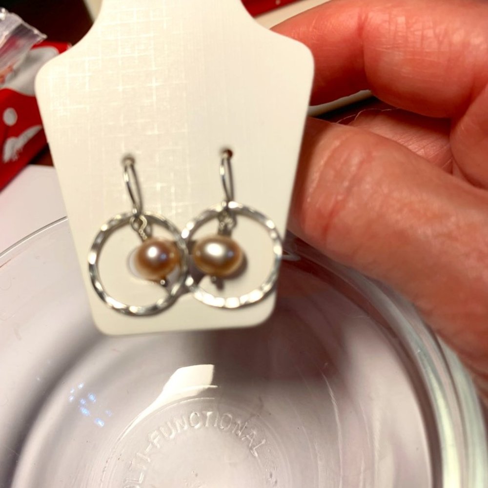 EUC freshwater pearl and silver drop earrings